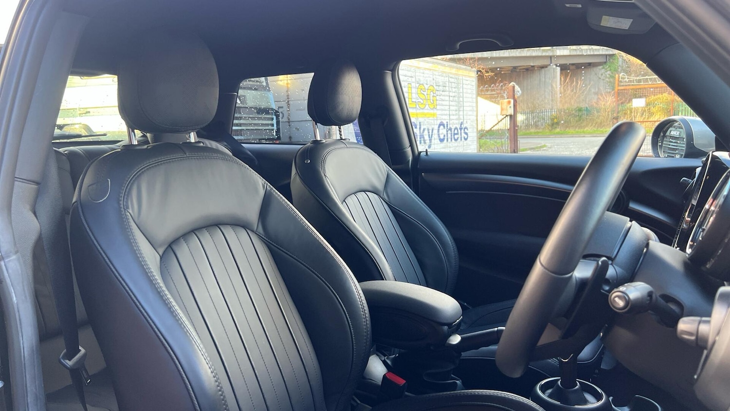 Used MINI Hatch 2022 for sale - 77215173: Photo 11