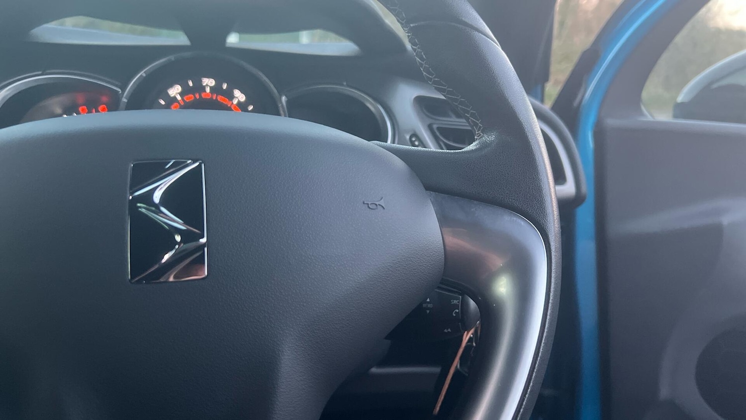 Used DS Automobiles DS 3 2018 for sale - 77015412: Photo 18