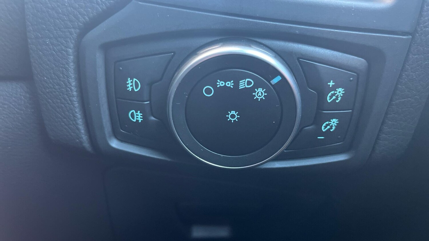 Used Ford Focus 2017 for sale - 76831851: Photo 27