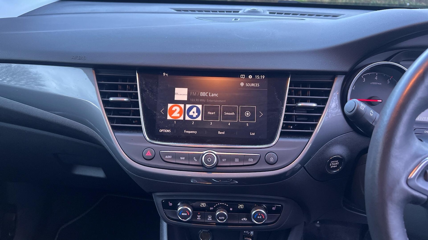 Used Vauxhall Crossland 2024 for sale - 77081793: Photo 8