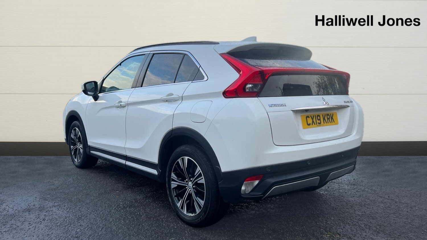 Used Mitsubishi Eclipse Cross 2019 for sale - 76832417: Photo 2