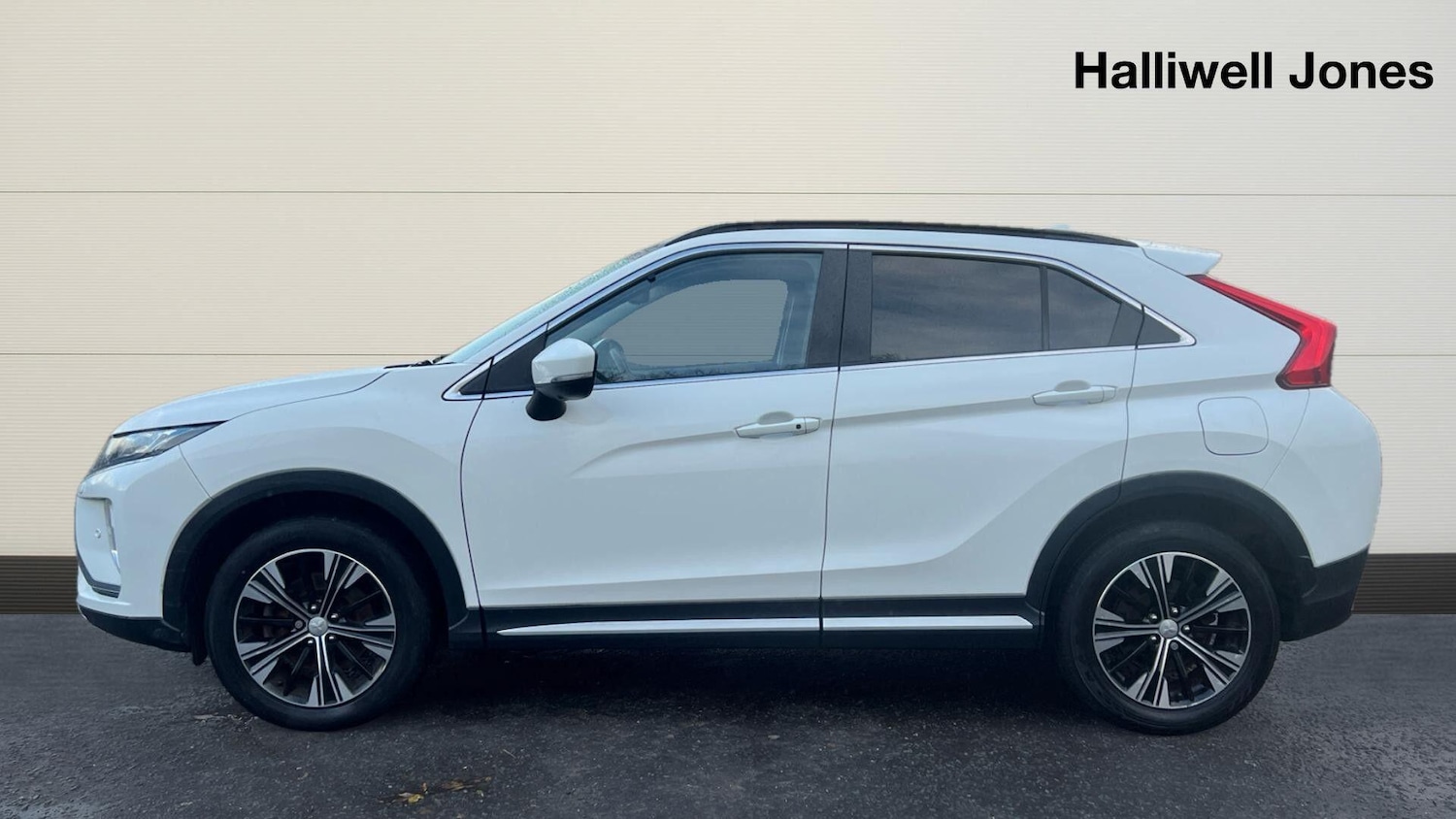 Used Mitsubishi Eclipse Cross 2019 for sale - 76832417: Photo 3