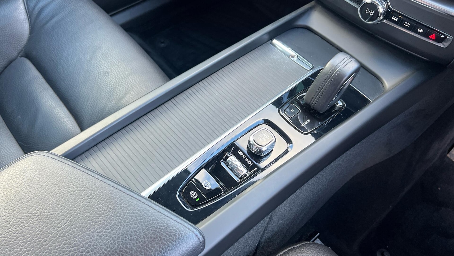 Used Volvo XC60 2020 for sale - 76832822: Photo 10