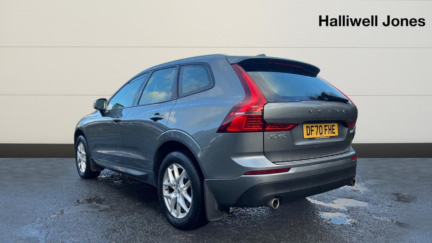 Used Volvo XC60 2020 for sale - 76832822: Photo 2