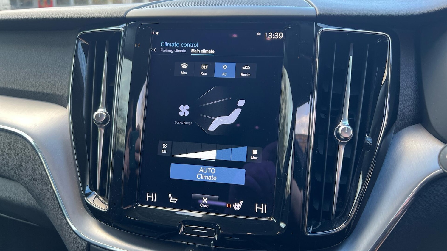 Used Volvo XC60 2020 for sale - 76832822: Photo 24