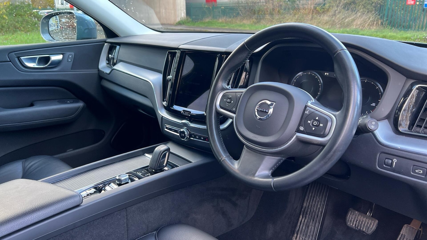 Used Volvo XC60 2020 for sale - 76832822: Photo 6