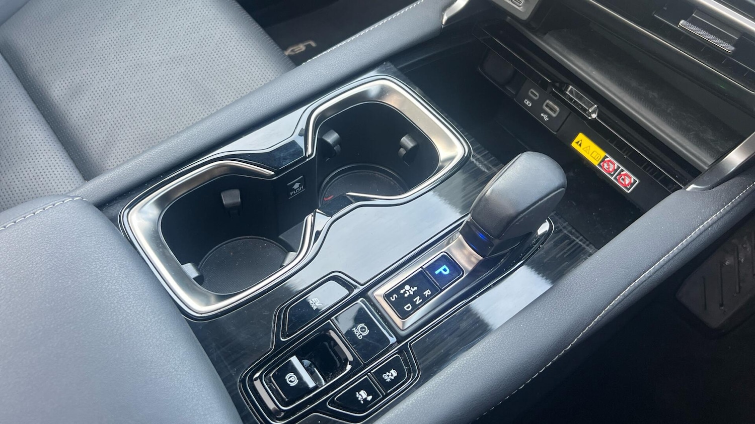 Used Lexus RX 2023 for sale - 77279859: Photo 10