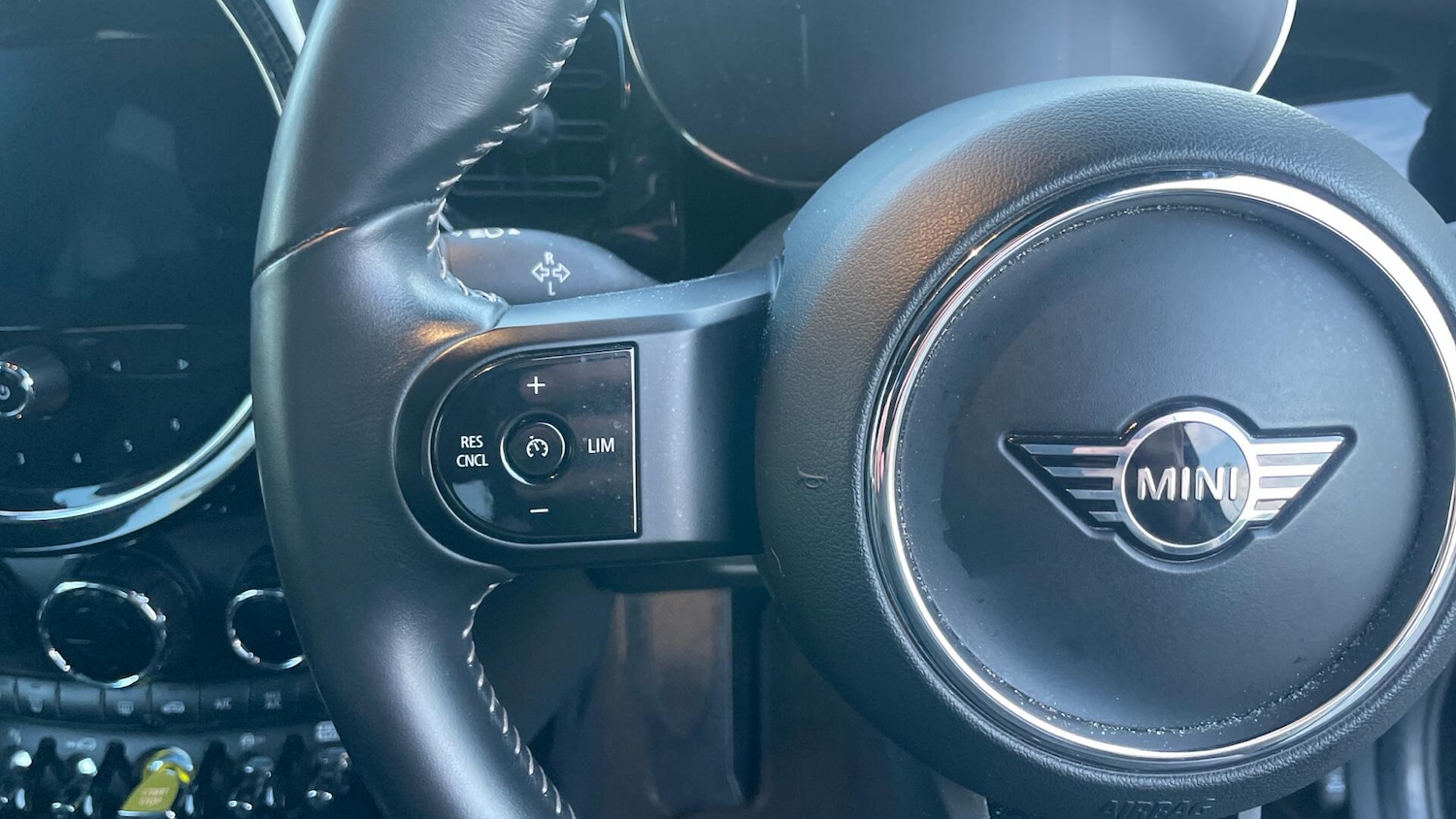 Used MINI Hatch 2021 for sale - 77015592: Photo 17