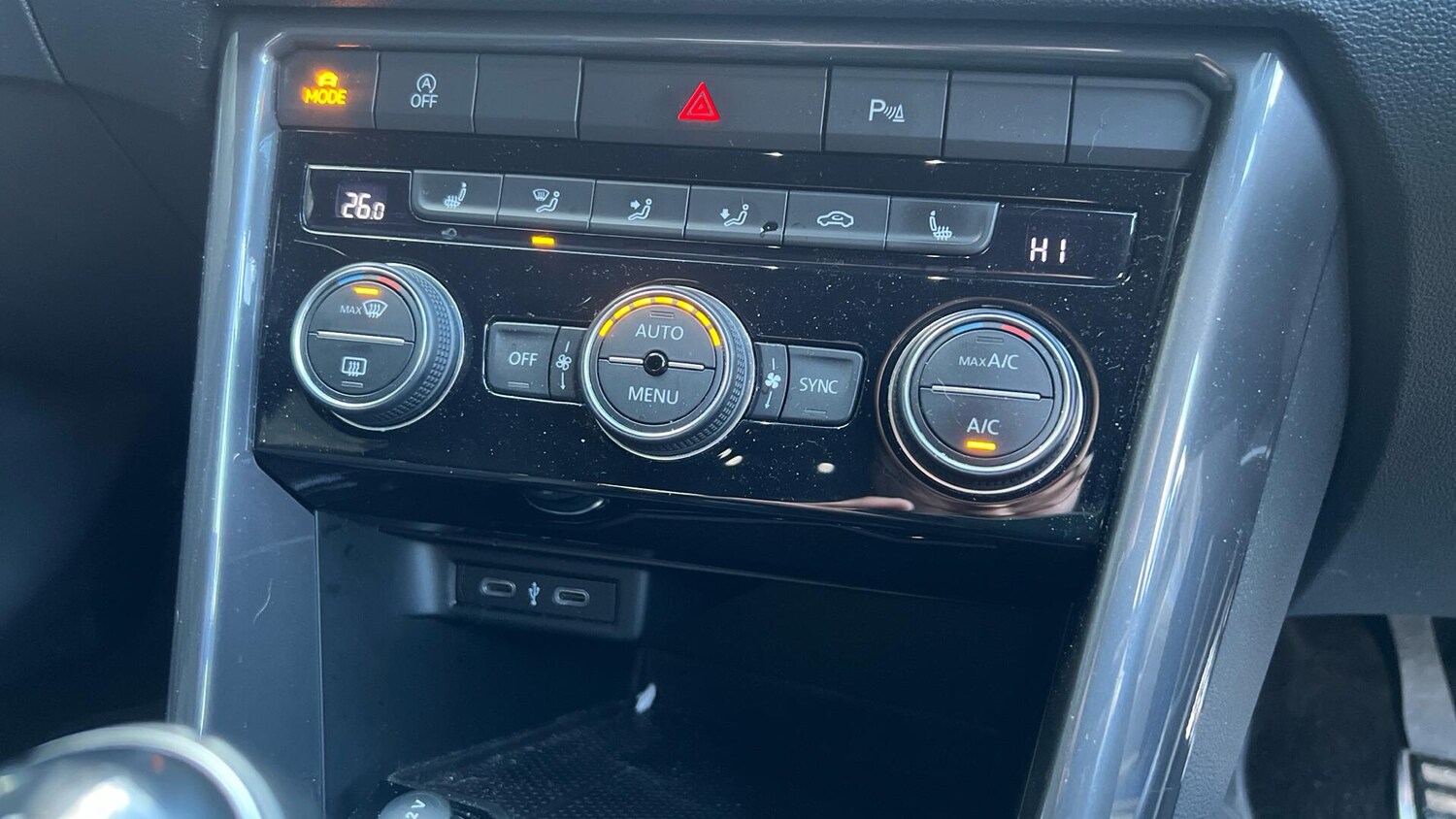 Used Volkswagen T-Roc 2021 for sale - 76832422: Photo 19