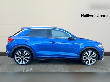 Used Volkswagen T-Roc 2021 for sale - 76832422: Photo