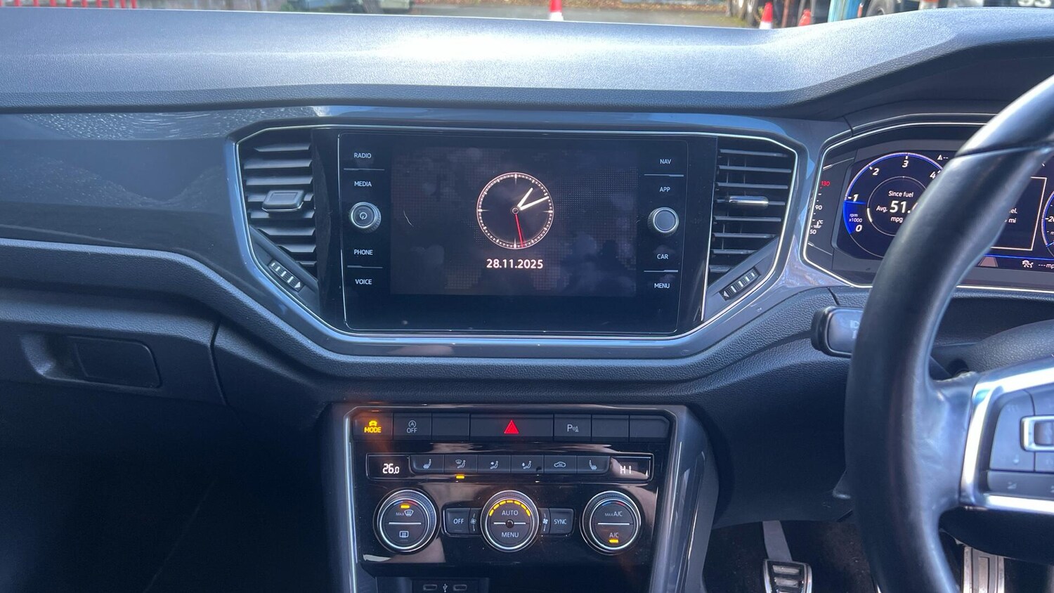 Used Volkswagen T-Roc 2021 for sale - 76832422: Photo 8