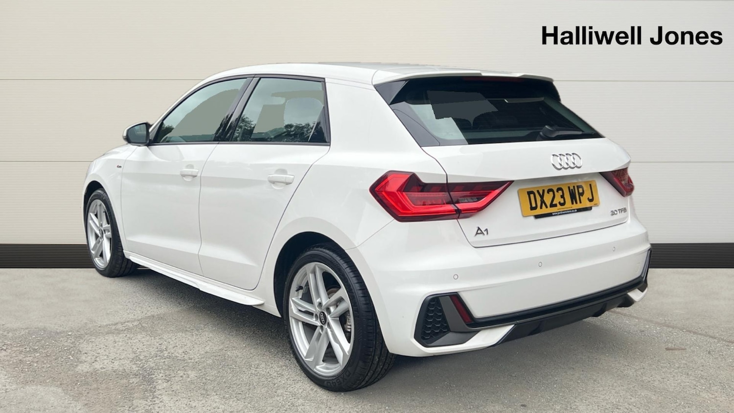 Used Audi A1 2023 for sale - 76831854: Photo 2