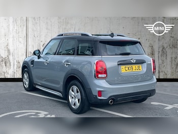 Used MINI Countryman 2019 for sale - 77016775: Photo
