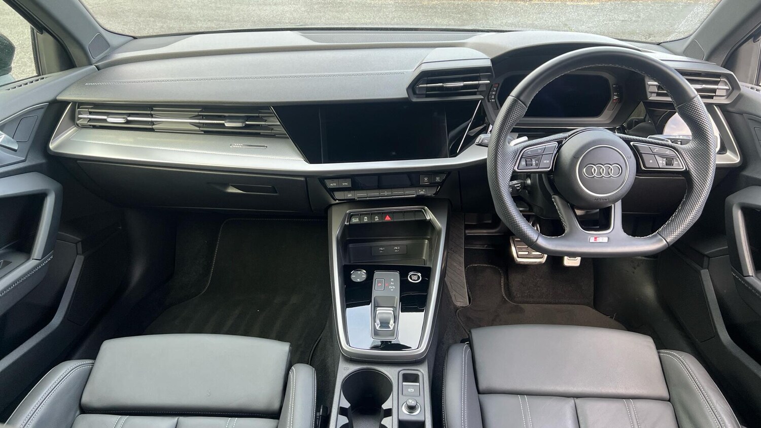 Used Audi A3 2024 for sale - 76994354: Photo 2