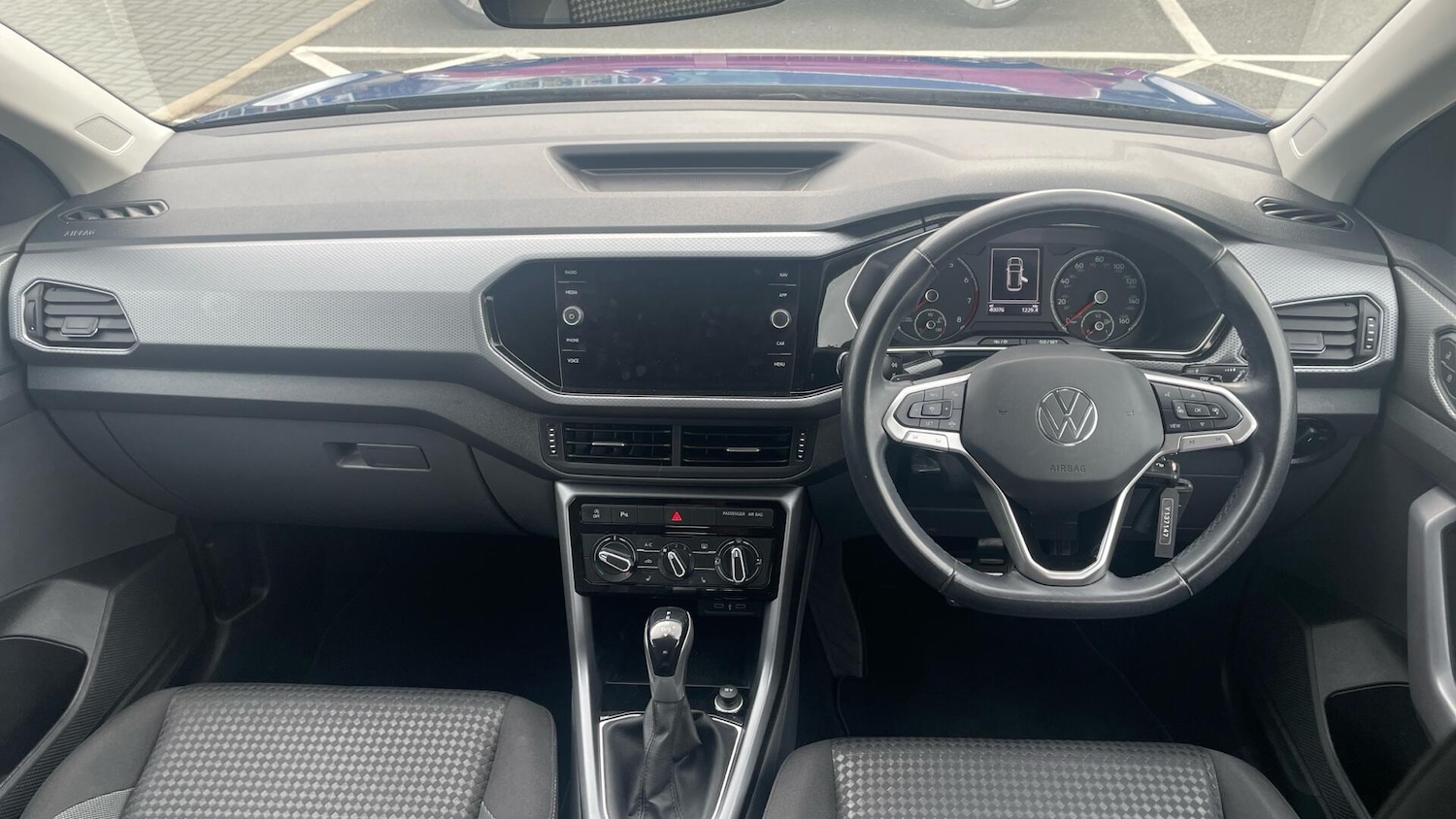 Used Volkswagen T-Cross 2021 for sale - 76832074: Photo 4