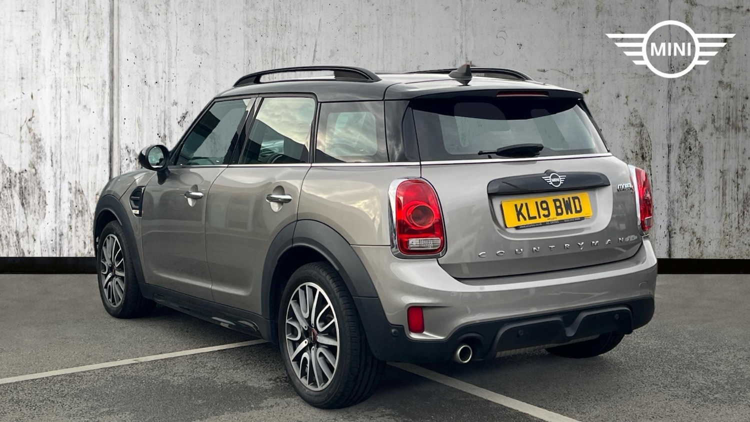 Used MINI Countryman 2019 for sale - 76832235: Photo 2
