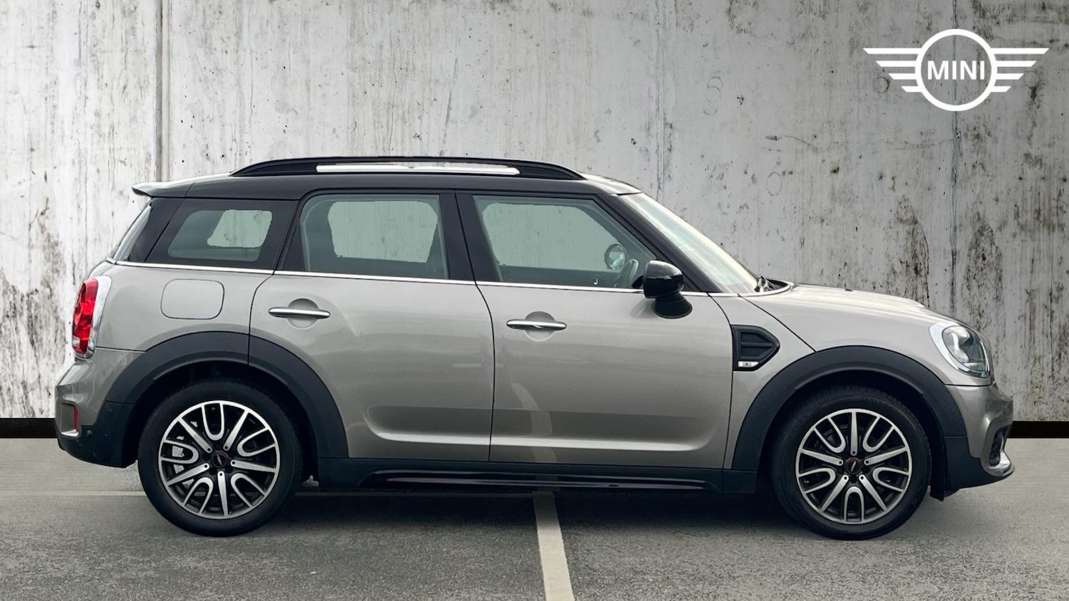 Used MINI Countryman 2019 for sale - 76832235: Photo 3