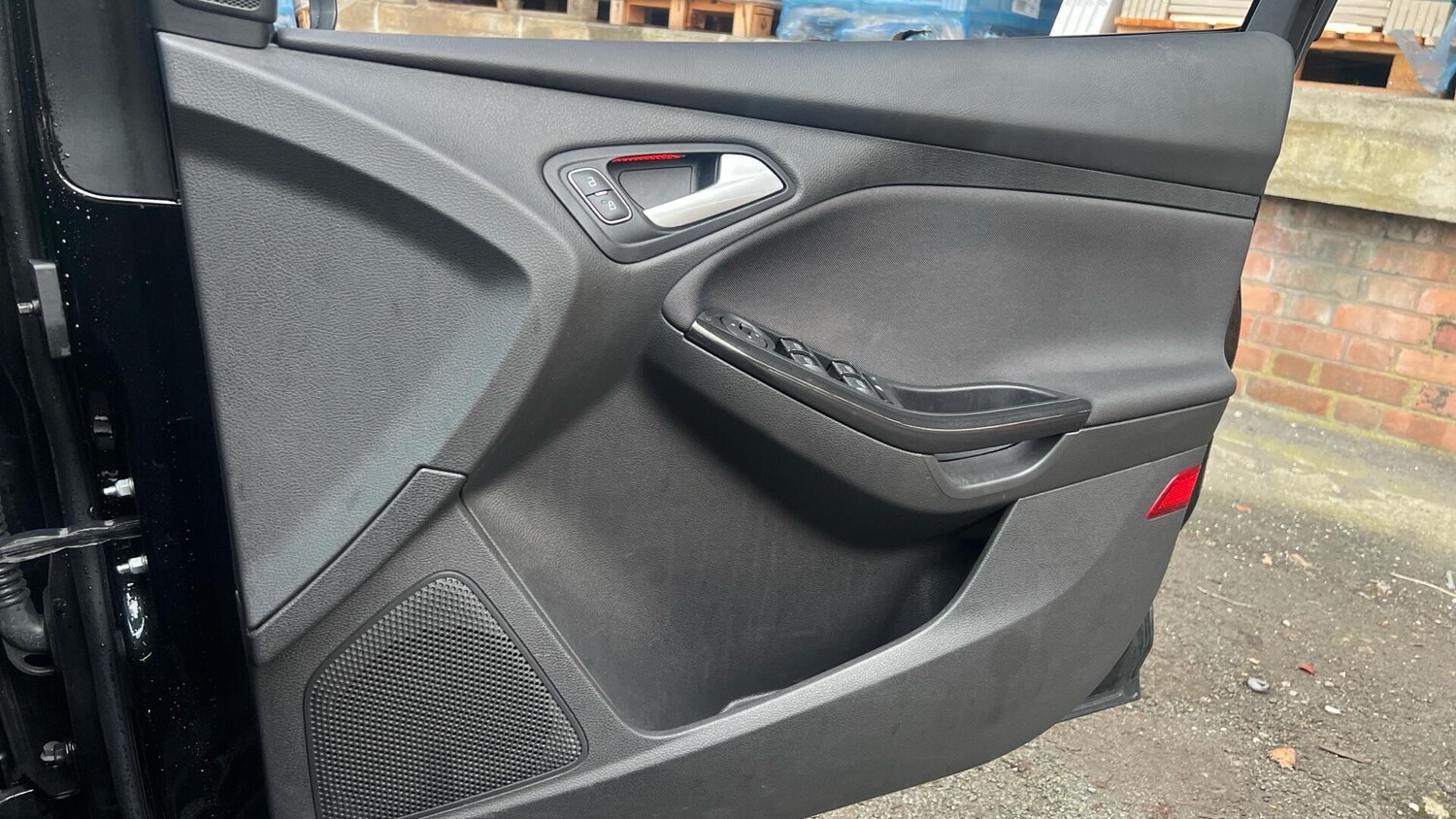 Used Ford Focus 2017 for sale - 77290823: Photo 20