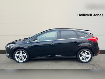 Used Ford Focus 2017 for sale - 77290823: Photo