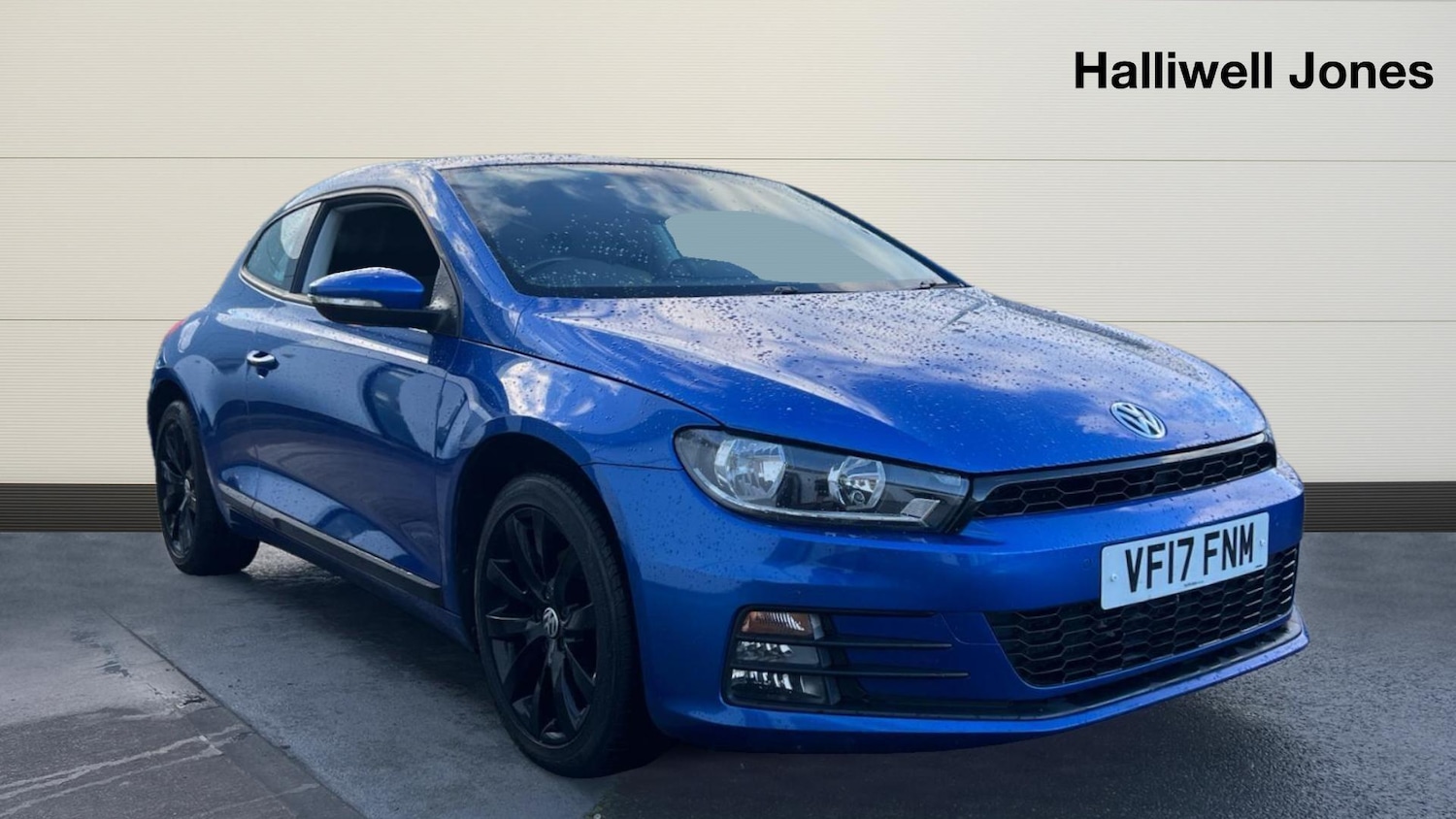 Used Volkswagen Scirocco 2017 for sale - 76832075: Photo 1
