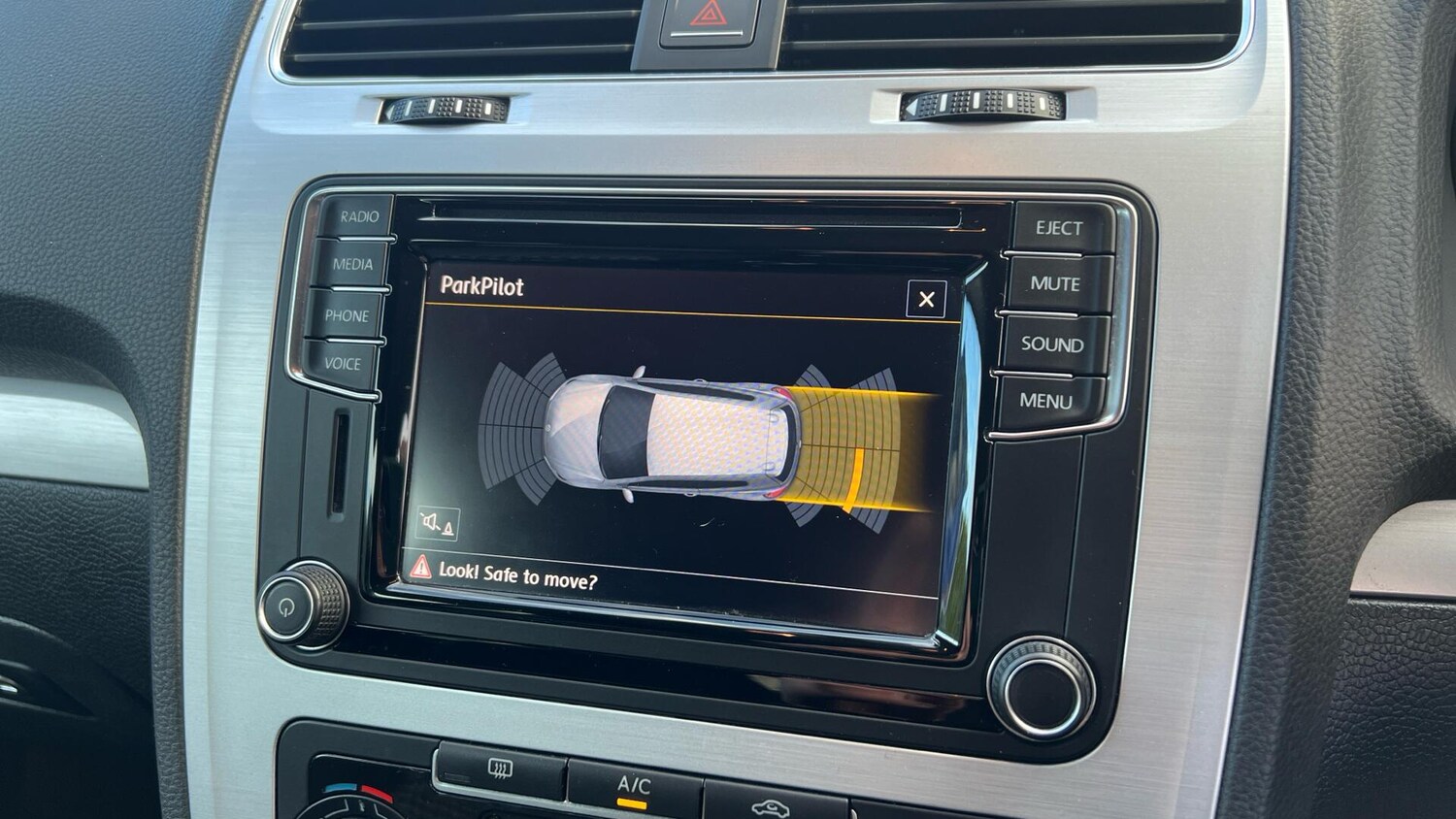 Used Volkswagen Scirocco 2017 for sale - 76832075: Photo 26