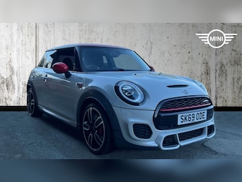 MINI Hatch feature image