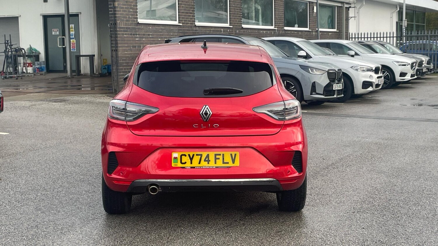 Used Renault Clio 2024 for sale - 76832738: Photo 15