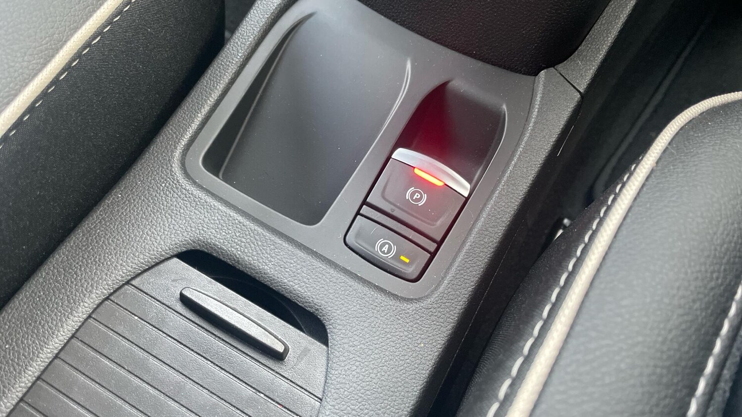 Used Renault Clio 2024 for sale - 76832738: Photo 30