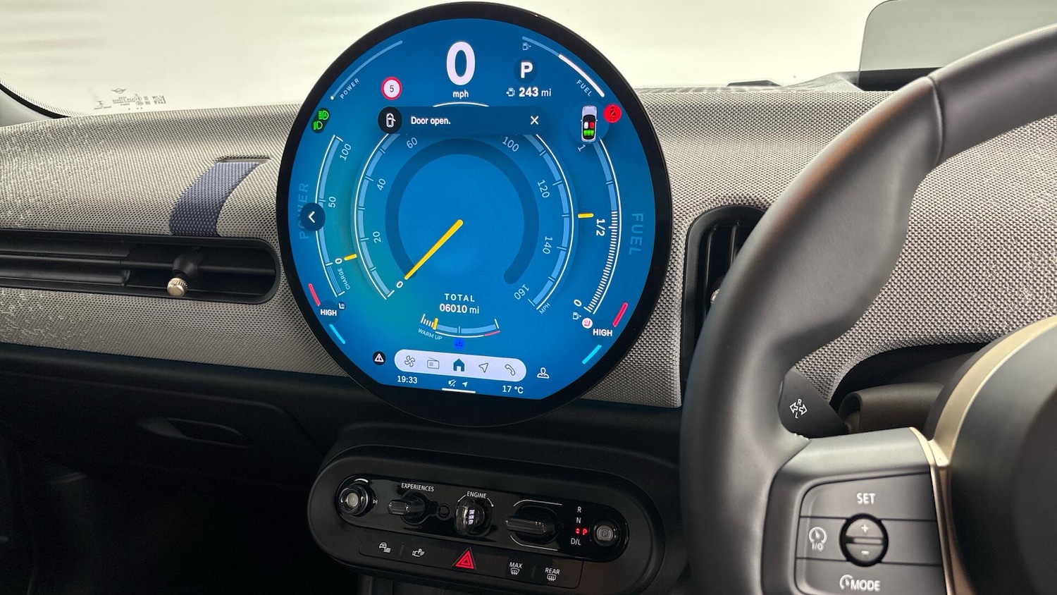 Used MINI Hatch 2025 for sale - 76831852: Photo 8