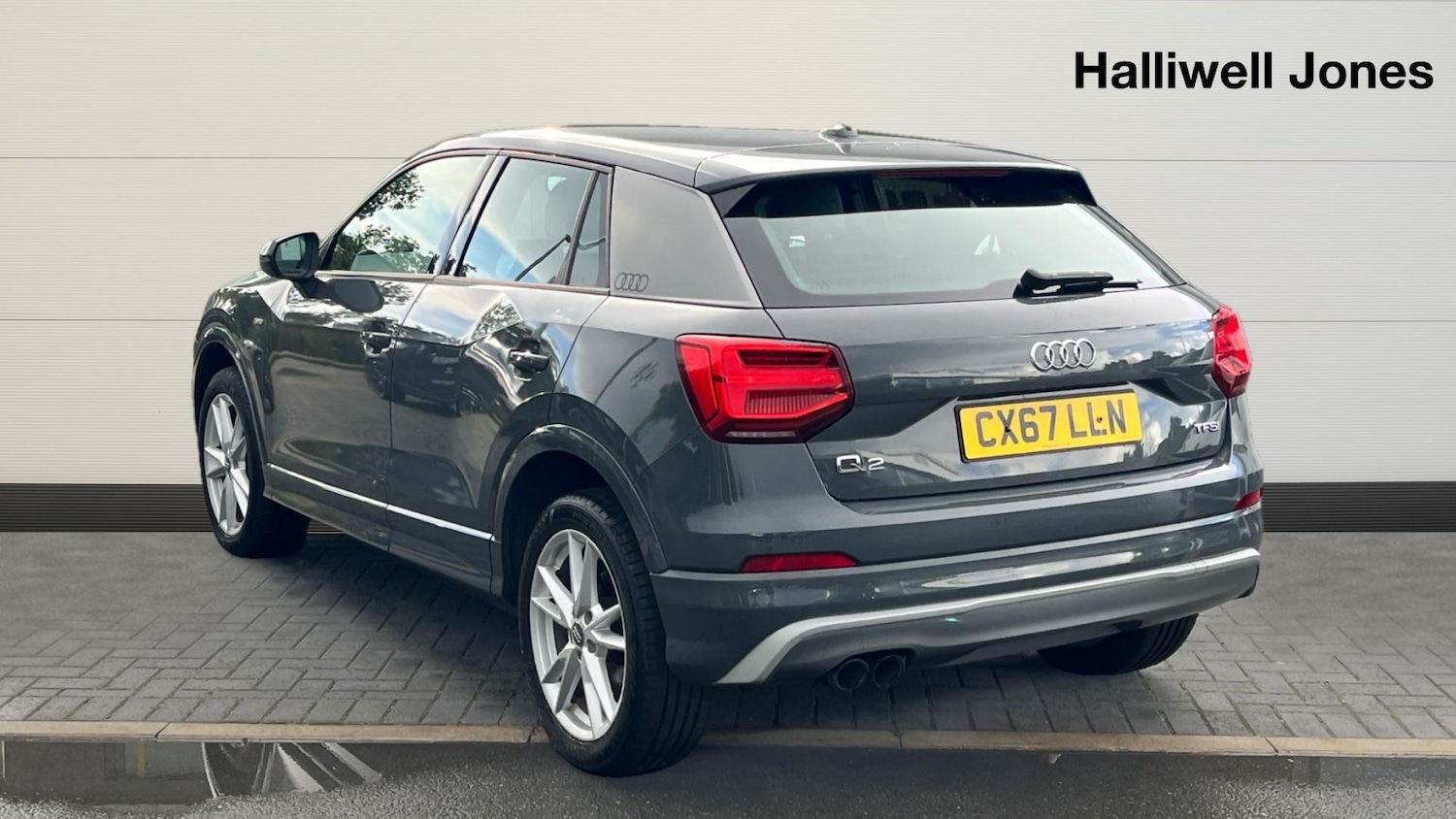 Used Audi Q2 2017 for sale - 76913207: Photo 2