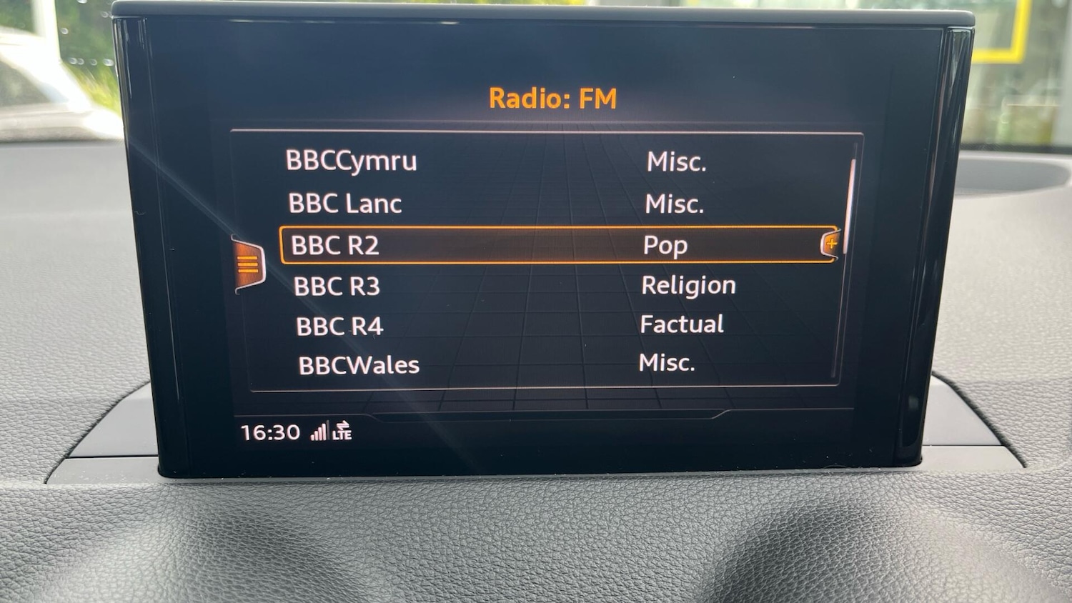 Used Audi Q2 2017 for sale - 76913207: Photo 29