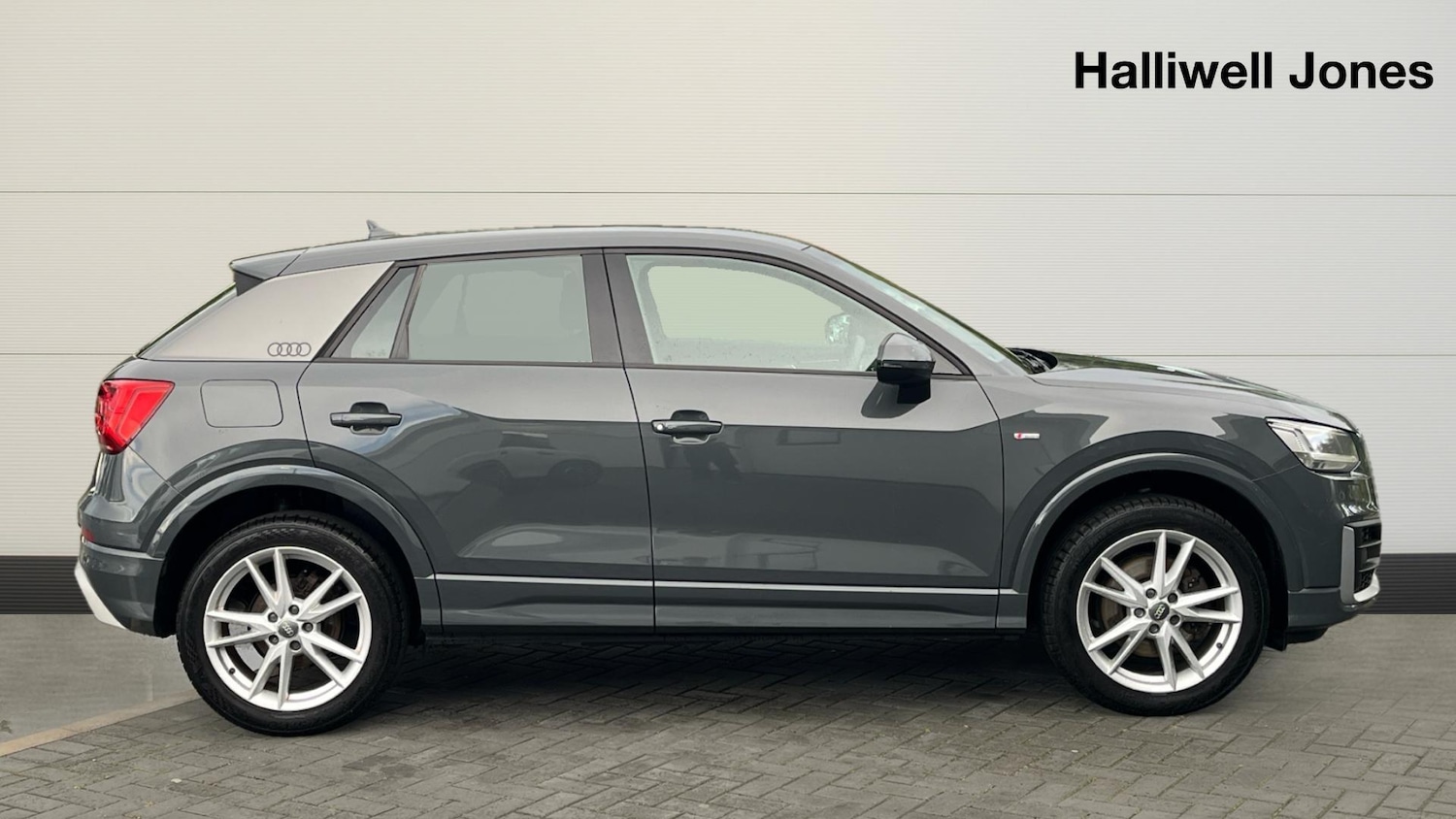 Used Audi Q2 2017 for sale - 76913207: Photo 3