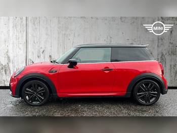 Used MINI Hatch 2023 for sale - 77016208: Photo