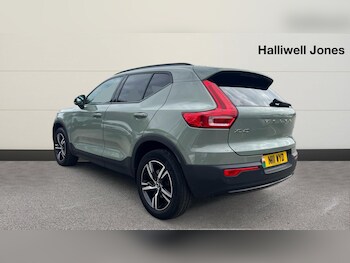 Used Volvo XC40 2023 for sale - 76831845: Photo