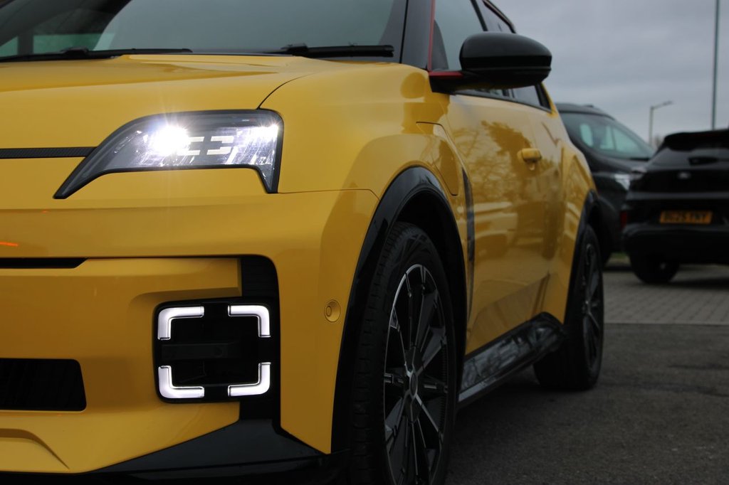 Used Renault 5 2025 for sale - 78002637: Photo 14