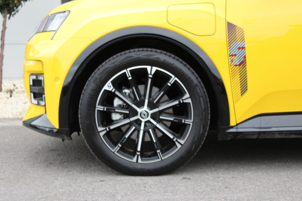 Used Renault 5 2025 for sale - 78002637: Photo 2