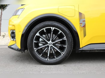 Used Renault 5 2025 for sale - 78002637: Photo