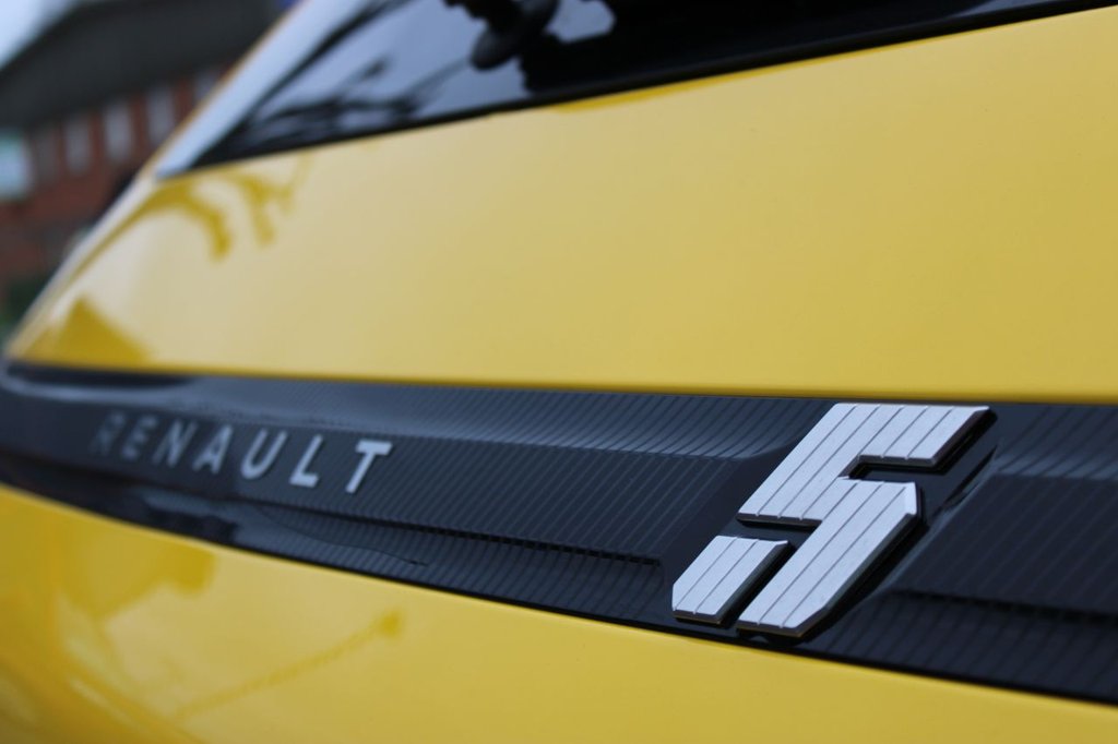 Used Renault 5 2025 for sale - 78002637: Photo 5