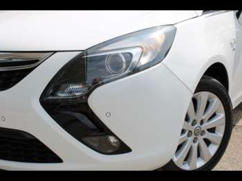 Used Vauxhall Zafira Tourer 2016 for sale - 74973778: Photo