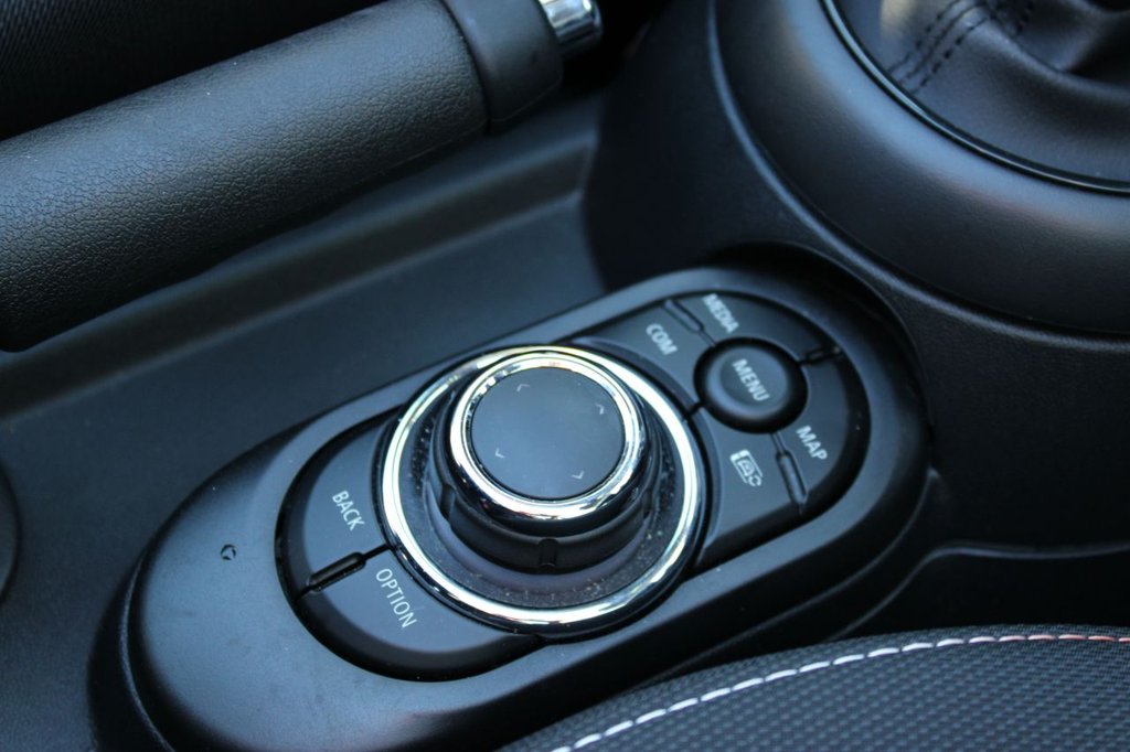 Used MINI Convertible 2023 for sale - 77341842: Photo 15