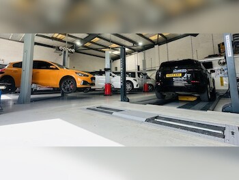 Used MINI Convertible 2023 for sale - 77341842: Photo