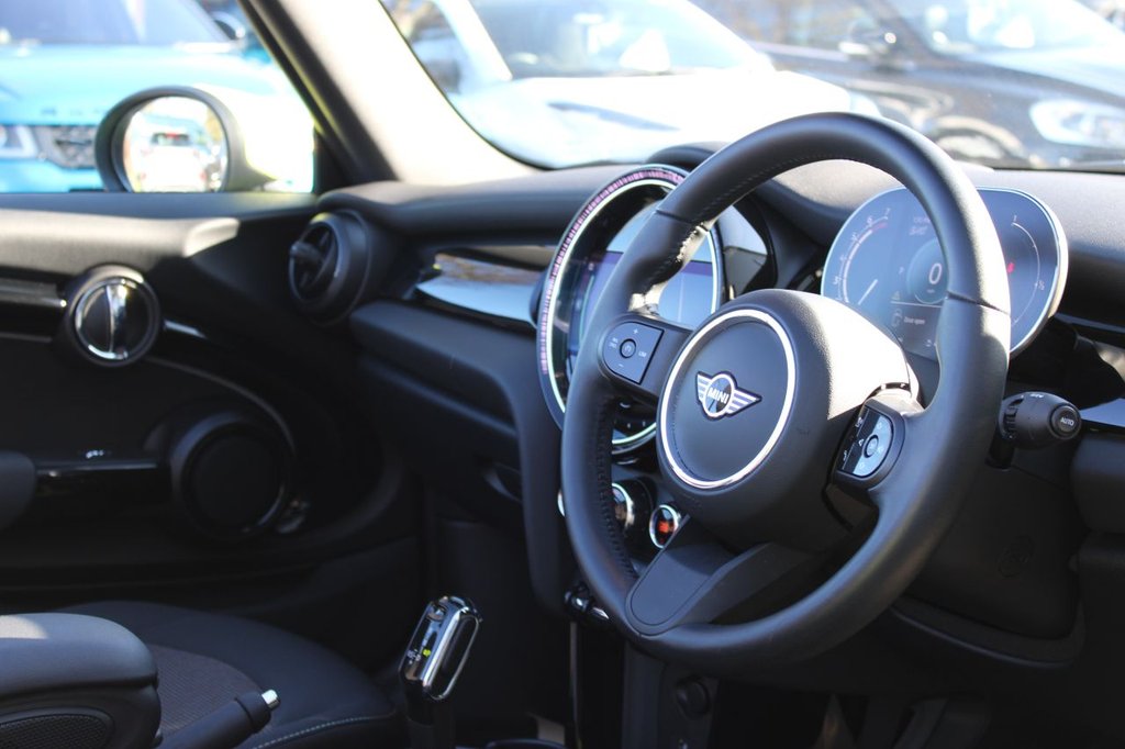 Used MINI Convertible 2023 for sale - 77341842: Photo 8