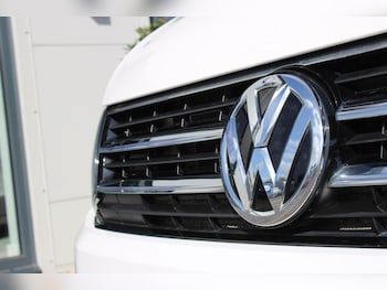 Used Volkswagen Transporter Shuttle 2019 for sale - 75998732: Photo