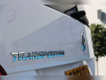 Used Volkswagen Transporter Shuttle 2019 for sale - 75998732: Photo