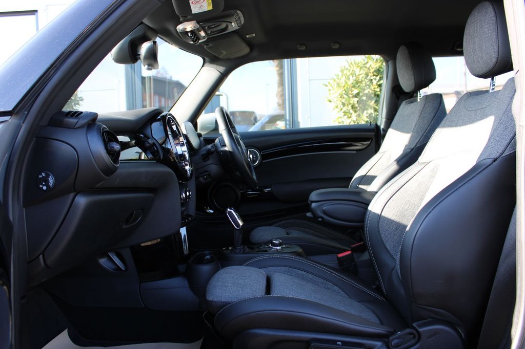 Used MINI Hatch 2021 for sale - 77672730: Photo 11