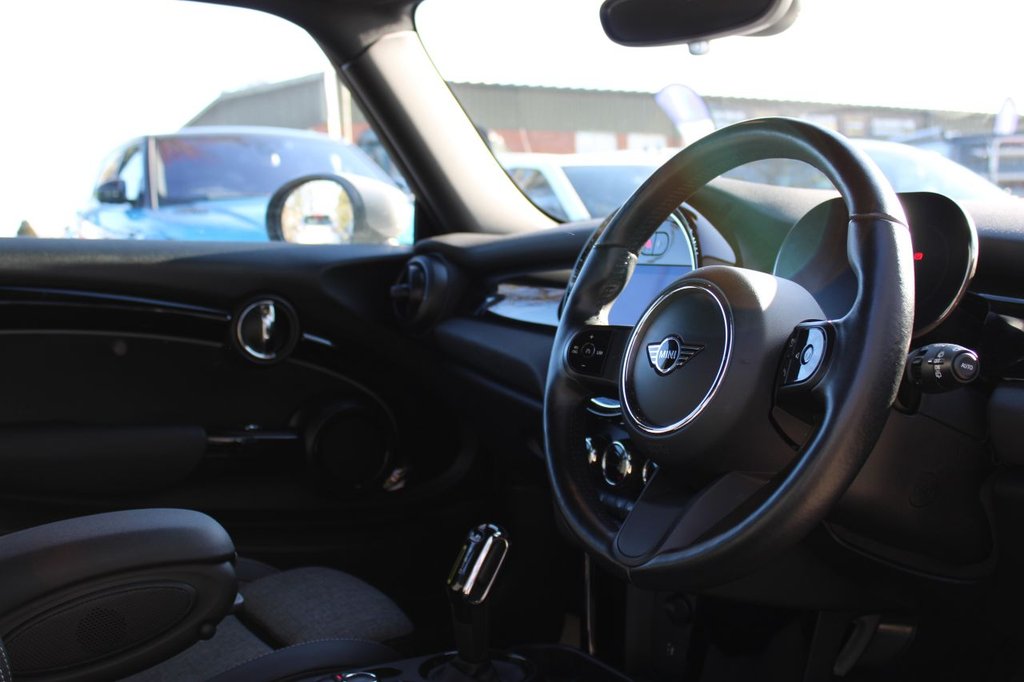 Used MINI Hatch 2021 for sale - 77672730: Photo 8