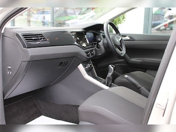 Used Volkswagen Polo 2023 for sale - 75515371: Photo