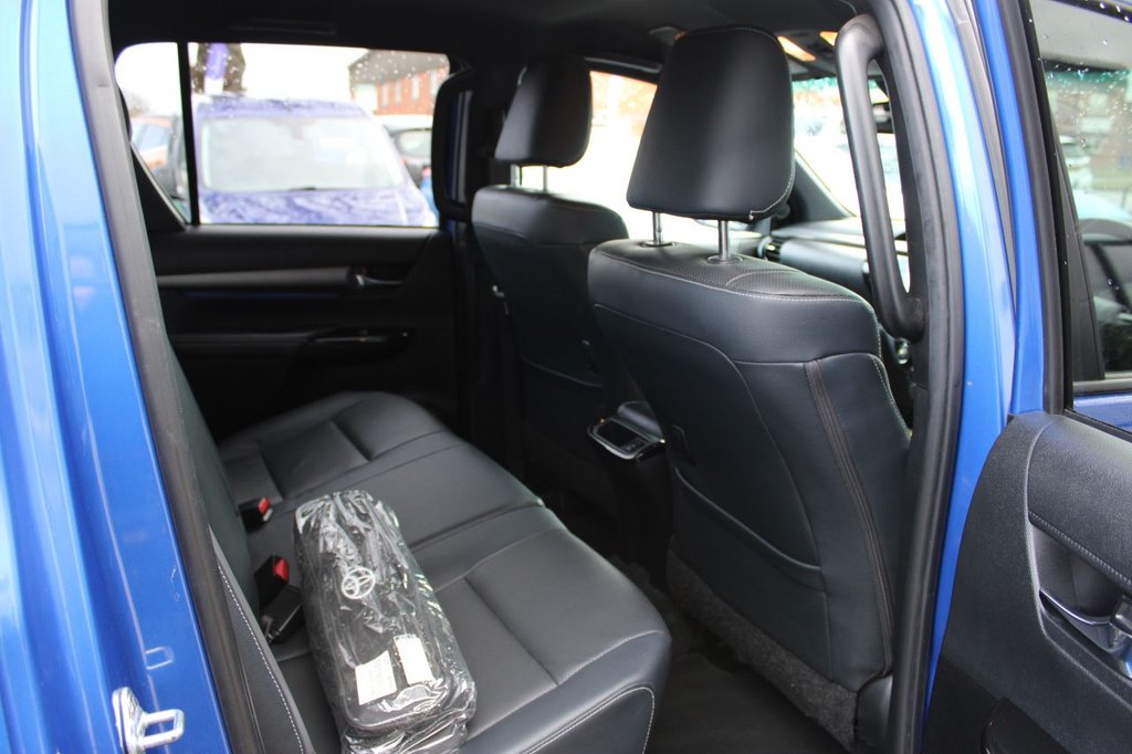 Used Toyota Hilux 2023 for sale - 77422000: Photo 11