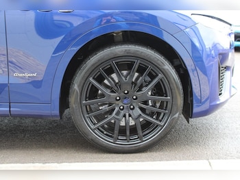 Used Maserati Levante 2019 for sale - 77608535: Photo