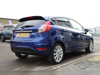 Used Ford Fiesta 2016 for sale - 76783834: Photo